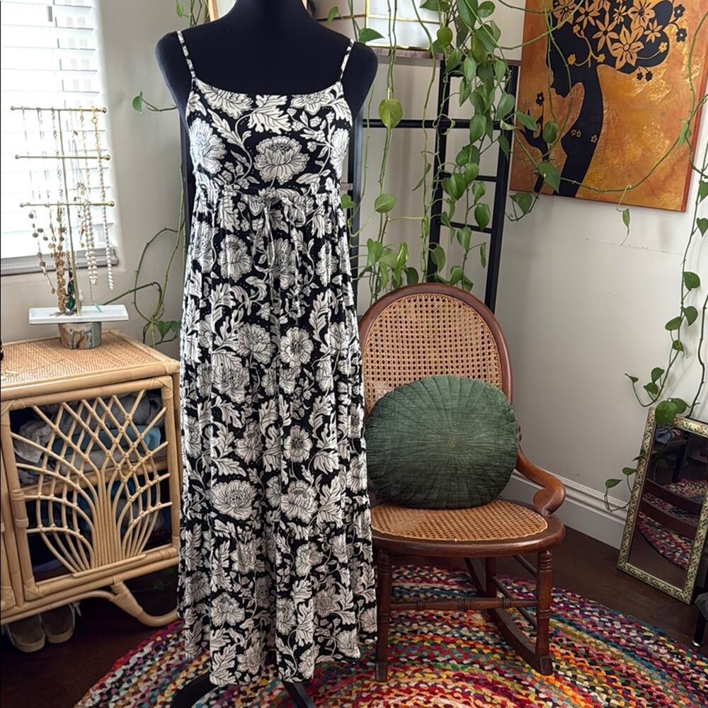 Sinsay Black & Cream Floral Adjustable Spaghetti Strap Boho Midi Maxi Dress